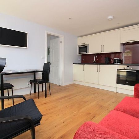 Beautiful Modern Apartment In Bath Luaran gambar