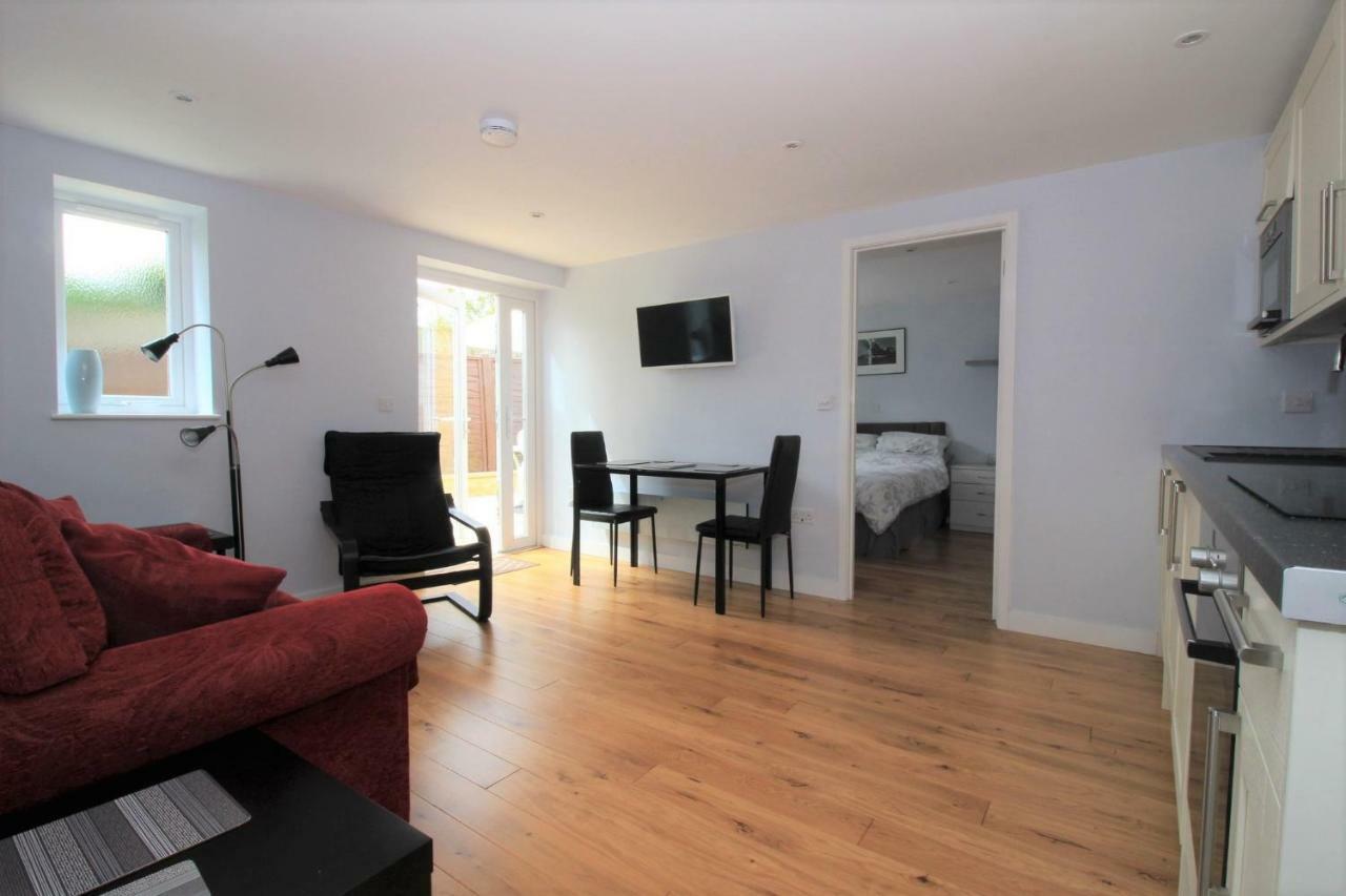 Beautiful Modern Apartment In Bath Luaran gambar